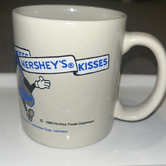 Hershey Collectors Mugs - Picture 3 of 7